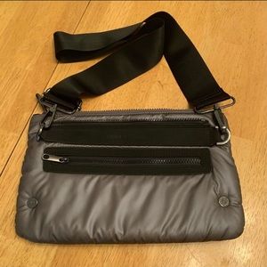 Athleta Caraa convertible puffer belt bag purse